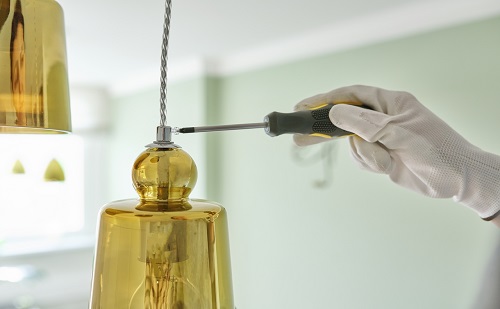 2 kérdés, amit fel kell tenned egy villanyszerelőnek 